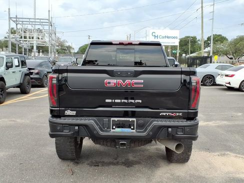 Used 2024 GMC Sierra 2500 AT4X w/ AT4X AEV Edition AWD/4WD image 6