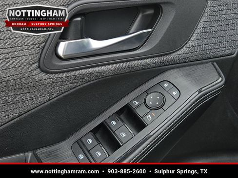 Used 2023 Nissan Rogue SV AWD/4WD image 20