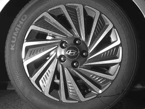 Used 2025 Hyundai Sonata SEL FWD image 15