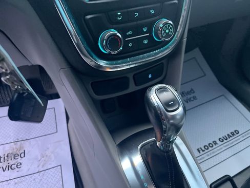 Used 2014 Buick Encore FWD image 17