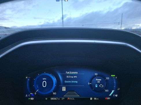 Used 2021 Ford Escape Titanium image 16