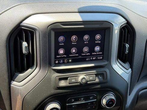 Used 2023 Chevrolet Silverado 1500 Custom w/ 2.7L Blackout Package RWD image 17
