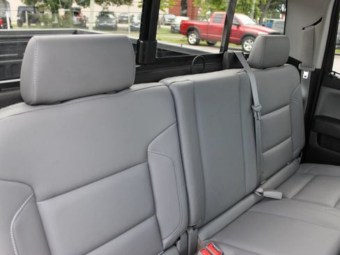Used 2014 GMC Sierra 1500 SLT w/ SLT Preferred Package AWD/4WD image 29