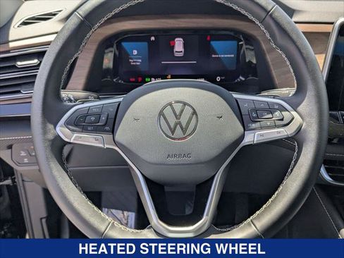 Used 2026 Volkswagen Atlas SE w/ Panoramic Sunroof Package FWD image 13