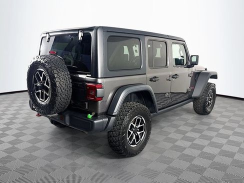Used 2025 Jeep Wrangler Unlimited Rubicon AWD/4WD image 7