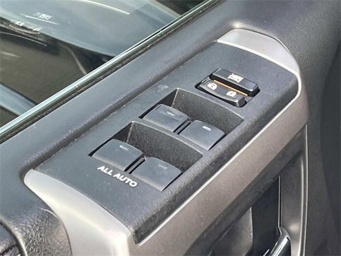 Used 2018 Toyota 4Runner Limited image 24