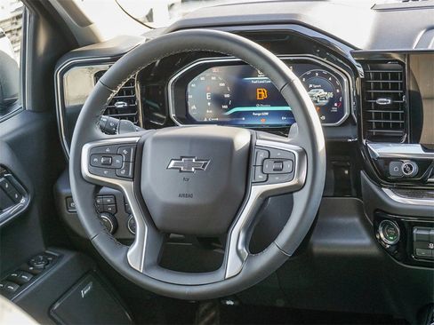 New 2026 Chevrolet Silverado 1500 RST w/ Z71 Off-Road Package image 16