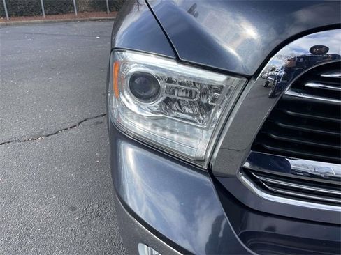 Used 2019 RAM 1500 Laramie image 35