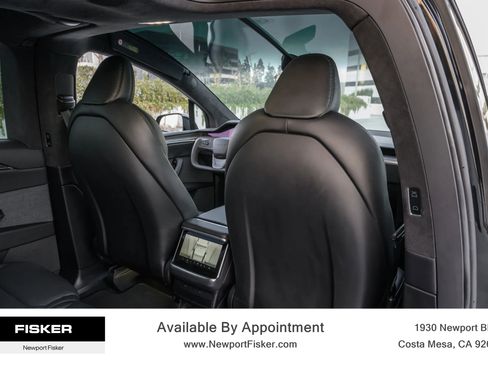 Used 2023 Tesla Model X image 32