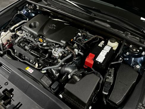 Used 2021 Toyota Camry LE w/ Cold Weather Package image 11