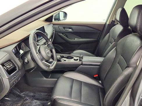 Used 2023 Nissan Rogue SL image 20