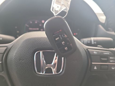 Used 2023 Honda Accord Sport image 29