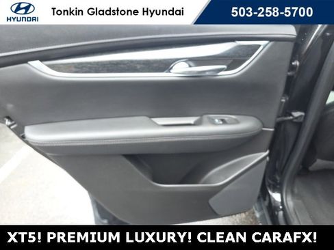 Used 2021 Cadillac XT5 Premium Luxury image 25