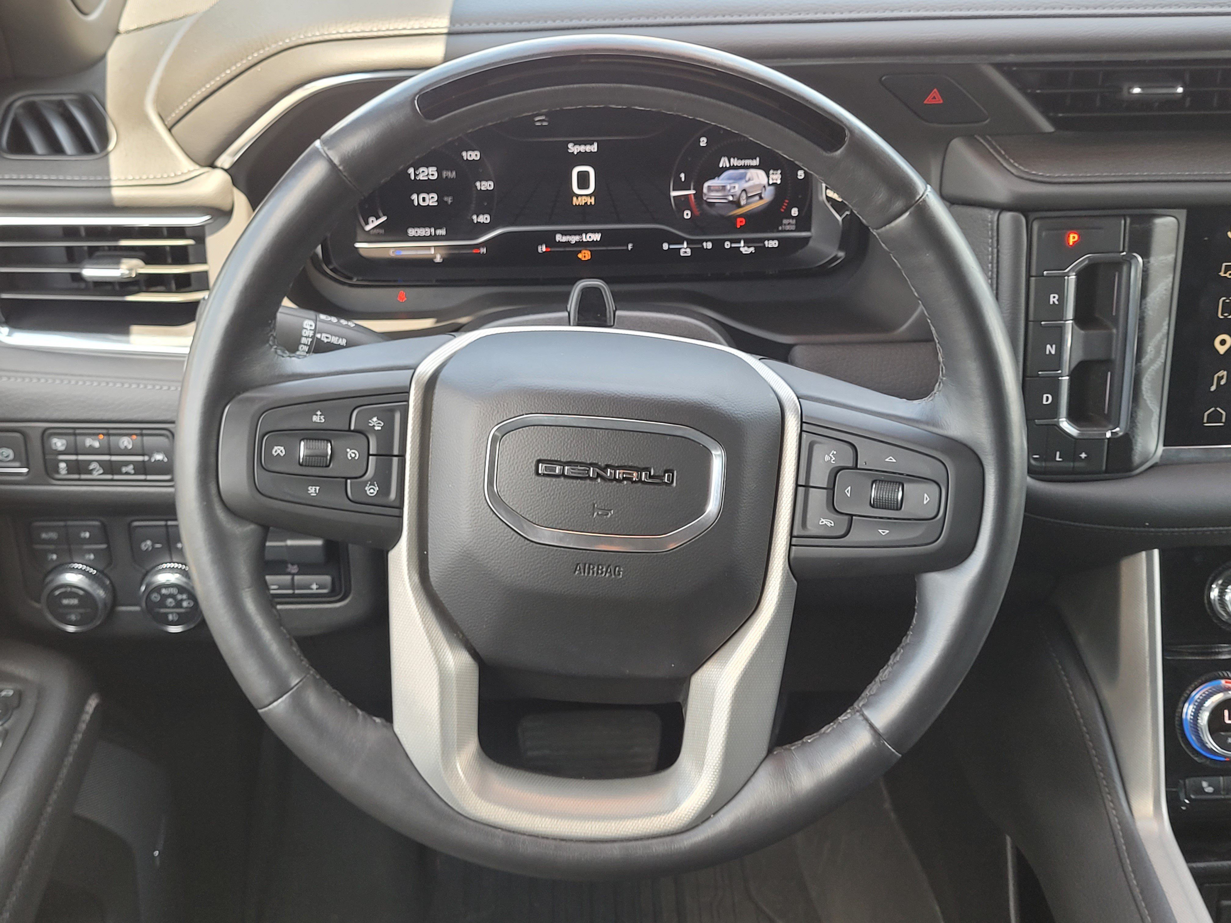 Used 2023 GMC Yukon Denali w/ Denali Reserve Package AWD/4WD image 11