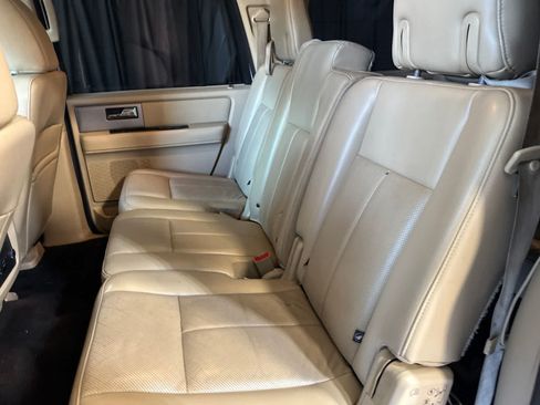 Used 2016 Ford Expedition EL Limited RWD image 17