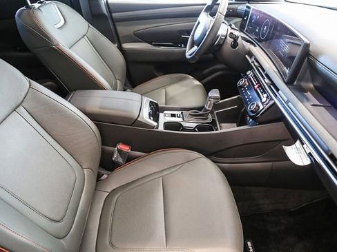 New 2025 Hyundai Santa Cruz Limited AWD/4WD image 17