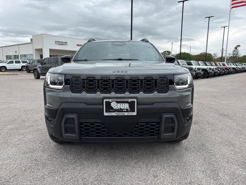 New 2026 Jeep Cherokee Laredo AWD/4WD image 9