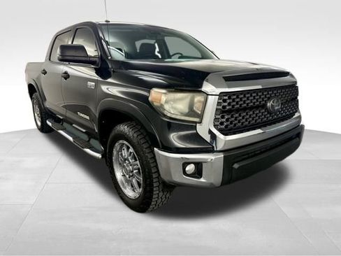 Used 2018 Toyota Tundra SR5 w/ SR5 Upgrade Package image 3