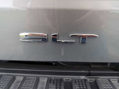 Used 2025 GMC Sierra 1500 SLT w/ SLT Premium Plus Package AWD/4WD image 35