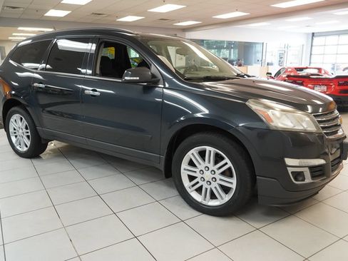 Used 2014 Chevrolet Traverse LT w/ All-Star Edition AWD/4WD image 14