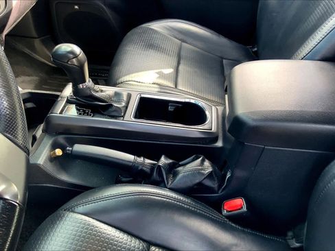 Used 2019 Toyota Tacoma TRD Off-Road w/ TRD Premium Off Road Package image 13