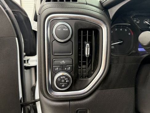 Used 2021 GMC Sierra 1500 SLE w/ Driver Alert Package I image 10