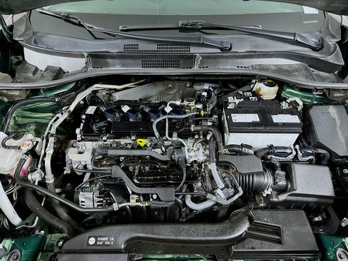 Used 2024 Toyota Corolla Cross LE w/ Moonroof Package image 33