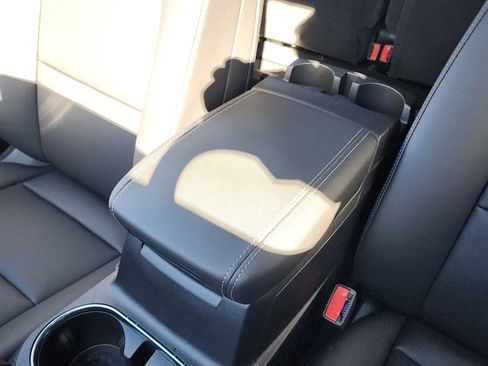 New 2026 GMC Canyon Elevation w/ Convenience Package image 33