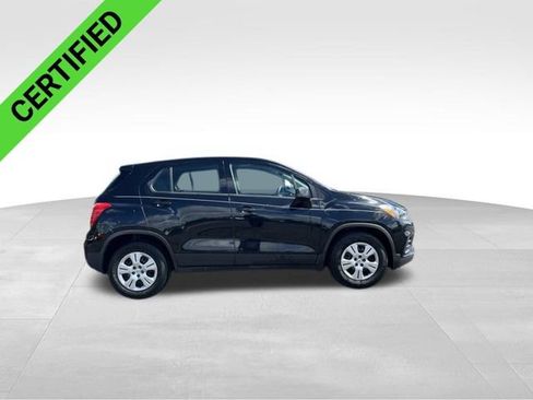 Used 2017 Chevrolet Trax LS FWD image 7