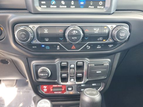 Used 2022 Jeep Wrangler Unlimited Rubicon 4xe w/ Safety Group image 25