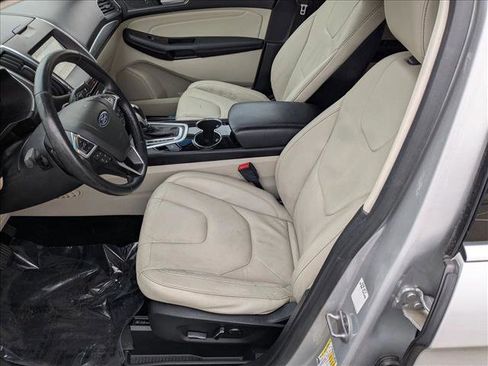 Used 2018 Ford Edge Titanium image 20