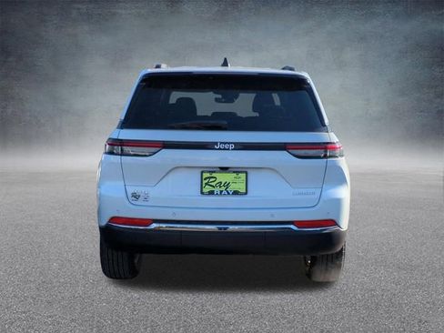 New 2026 Jeep Grand Cherokee Laredo X AWD/4WD image 5