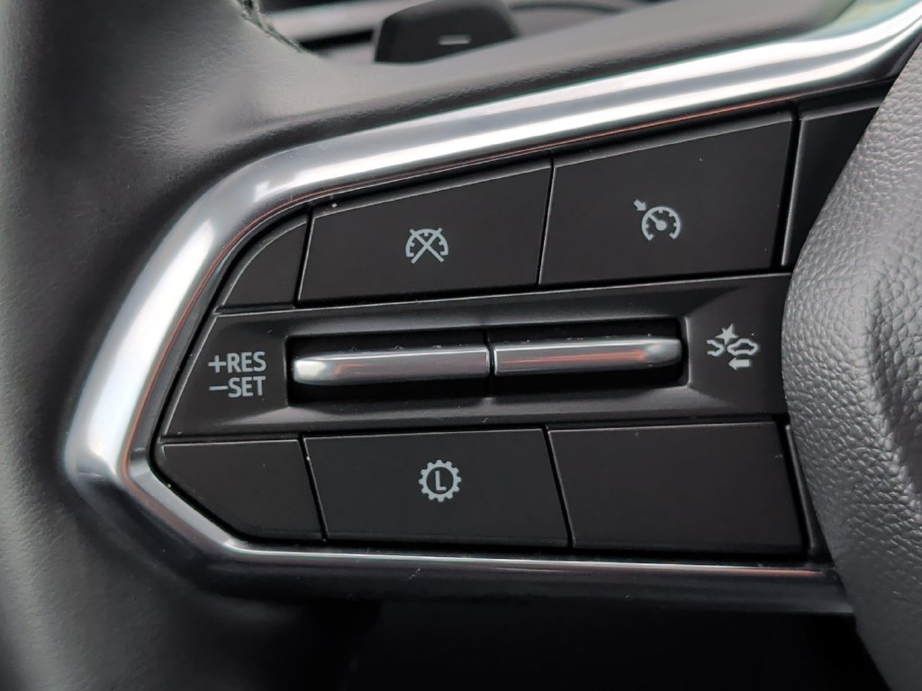 Used 2026 Chevrolet Equinox LT AWD/4WD image 12