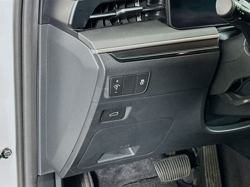 Used 2025 Kia K5 LXS image 17