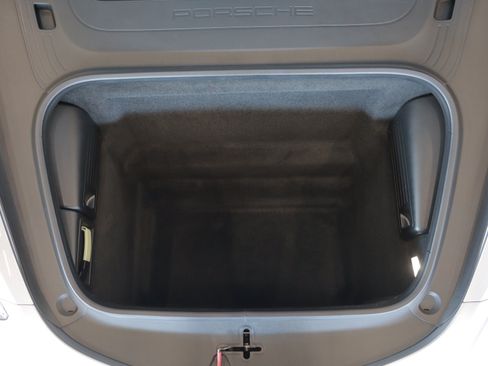 Certified 2023 Porsche 718 Boxster RWD image 24