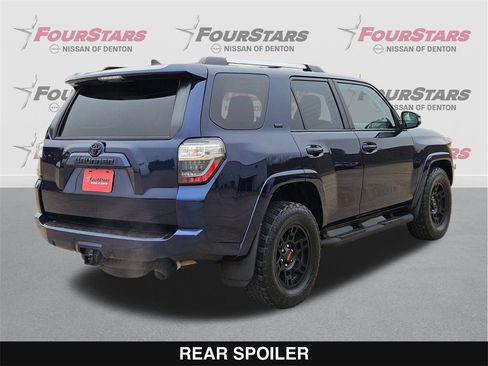 Used 2022 Toyota 4Runner SR5 Premium image 4