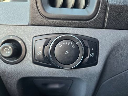 Used 2019 Ford Transit 350 XLT RWD image 16