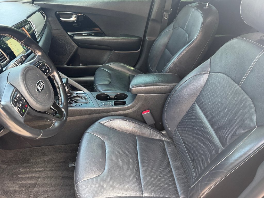 Used 2018 Kia Niro Touring FWD image 10