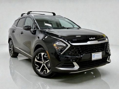 Used 2023 Kia Sportage EX image 9