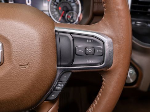 Used 2020 RAM 1500 Laramie image 29