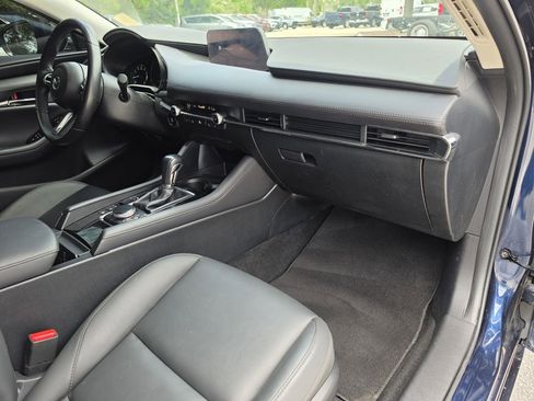 Used 2023 MAZDA MAZDA3 s FWD image 10