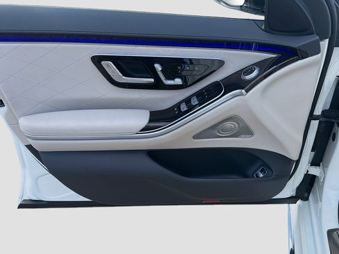 Used 2023 Mercedes-Benz S 580 4MATIC Sedan image 22