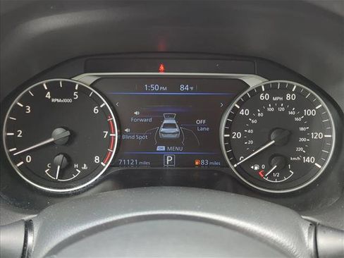 Used 2023 Nissan Altima 2.5 SV FWD image 12