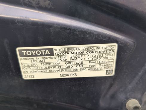 Used 2023 Toyota Corolla LE image 45