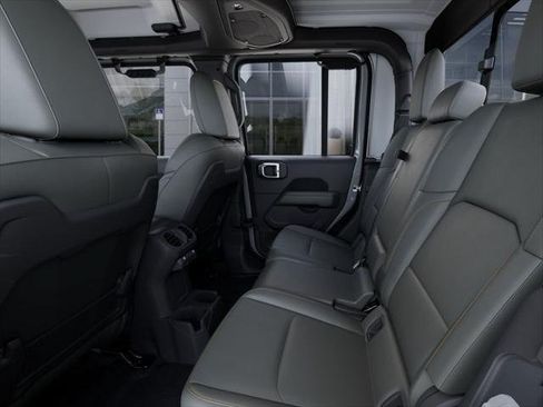 New 2026 Jeep Gladiator Mojave w/ Safety Group AWD/4WD image 23