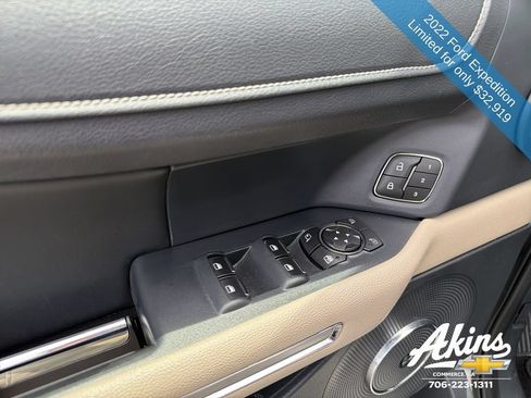 Used 2022 Ford Expedition Limited RWD image 19
