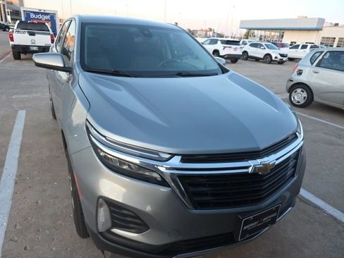 Used 2023 Chevrolet Equinox LT image 8