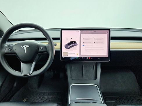Used 2023 Tesla Model 3 Standard Range RWD image 28