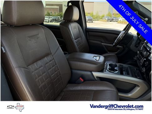 Used 2020 Nissan Titan Platinum Reserve w/ Protection Package 2 AWD/4WD image 26