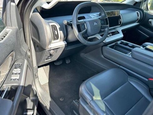 Certified 2025 Ford Expedition Max Active AWD/4WD image 6